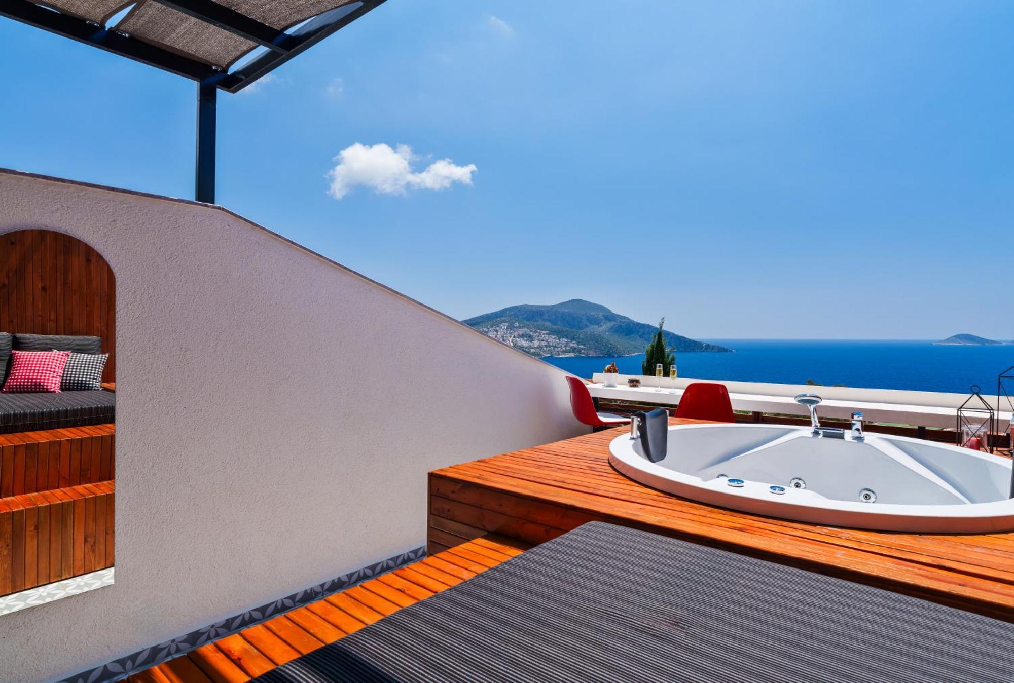 Lupia Suites Калкан Екстериор снимка