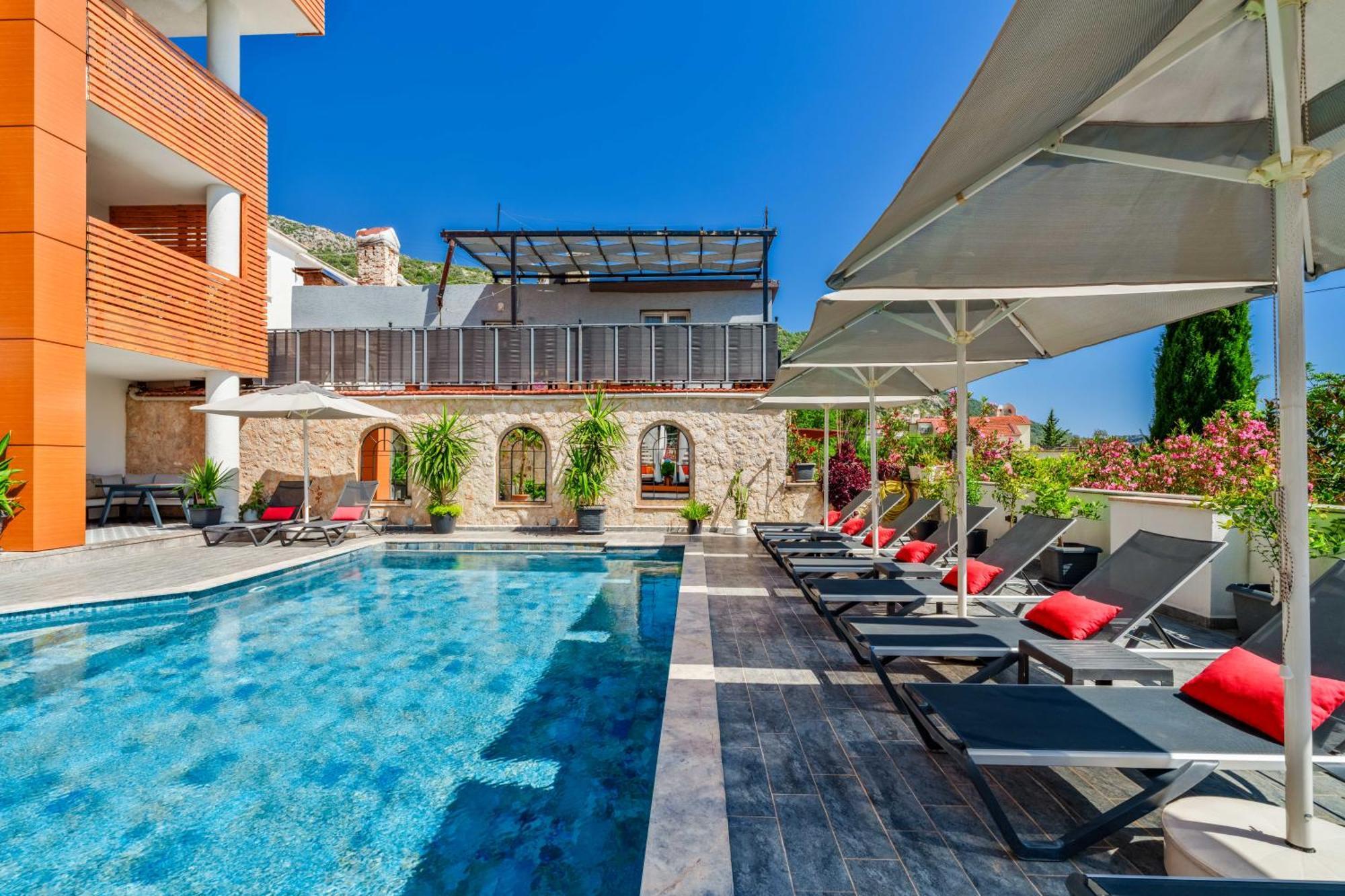 Lupia Suites Калкан Екстериор снимка