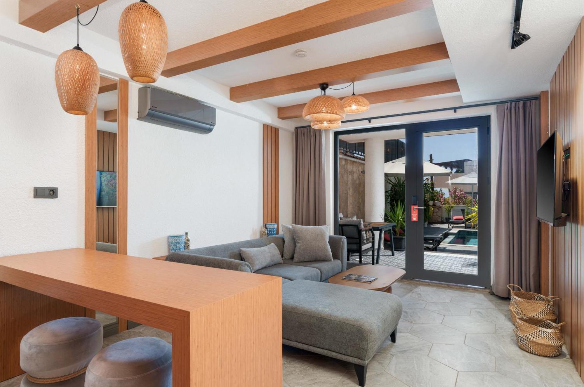 Lupia Suites Калкан Екстериор снимка