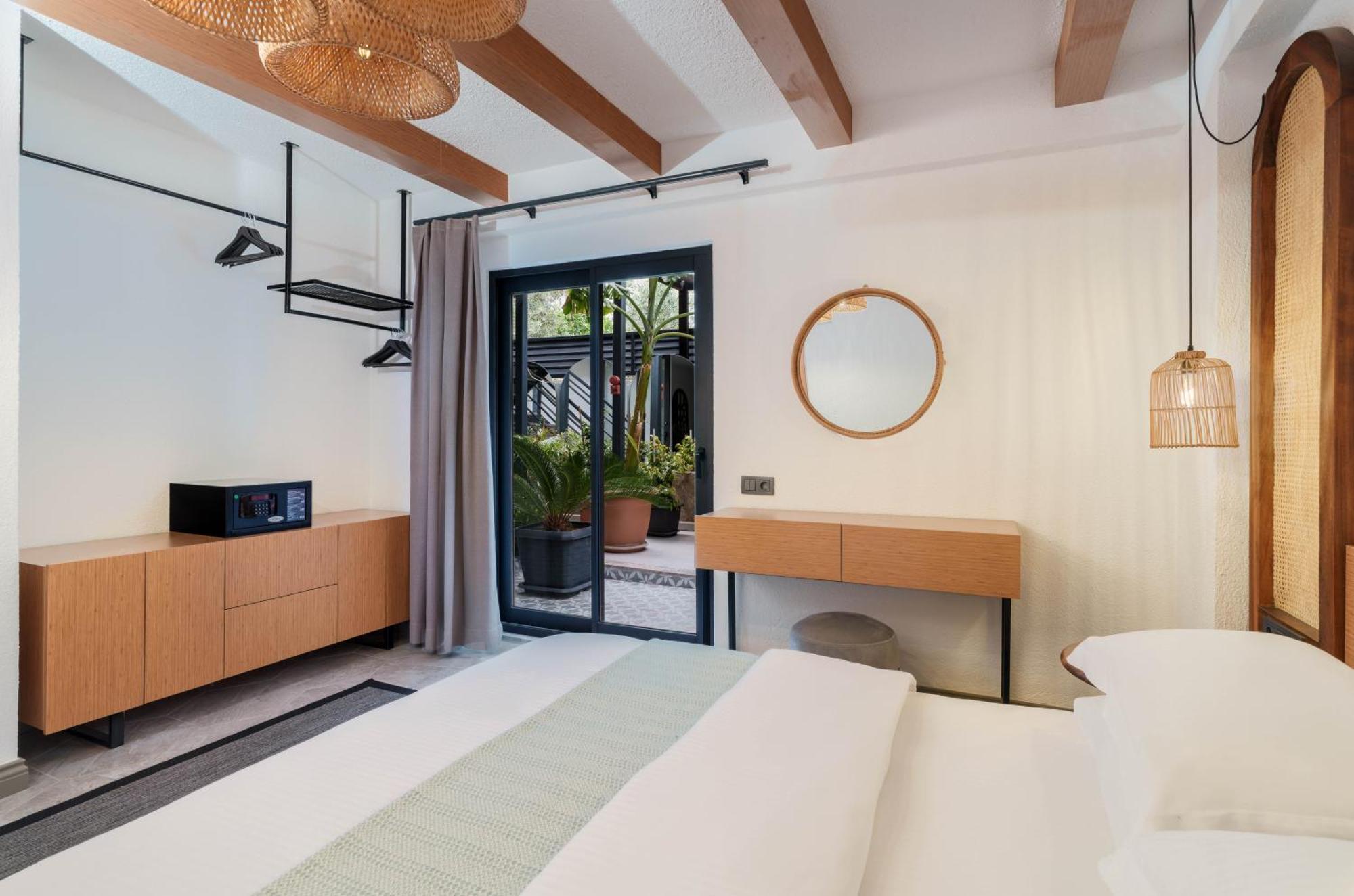 Lupia Suites Калкан Екстериор снимка