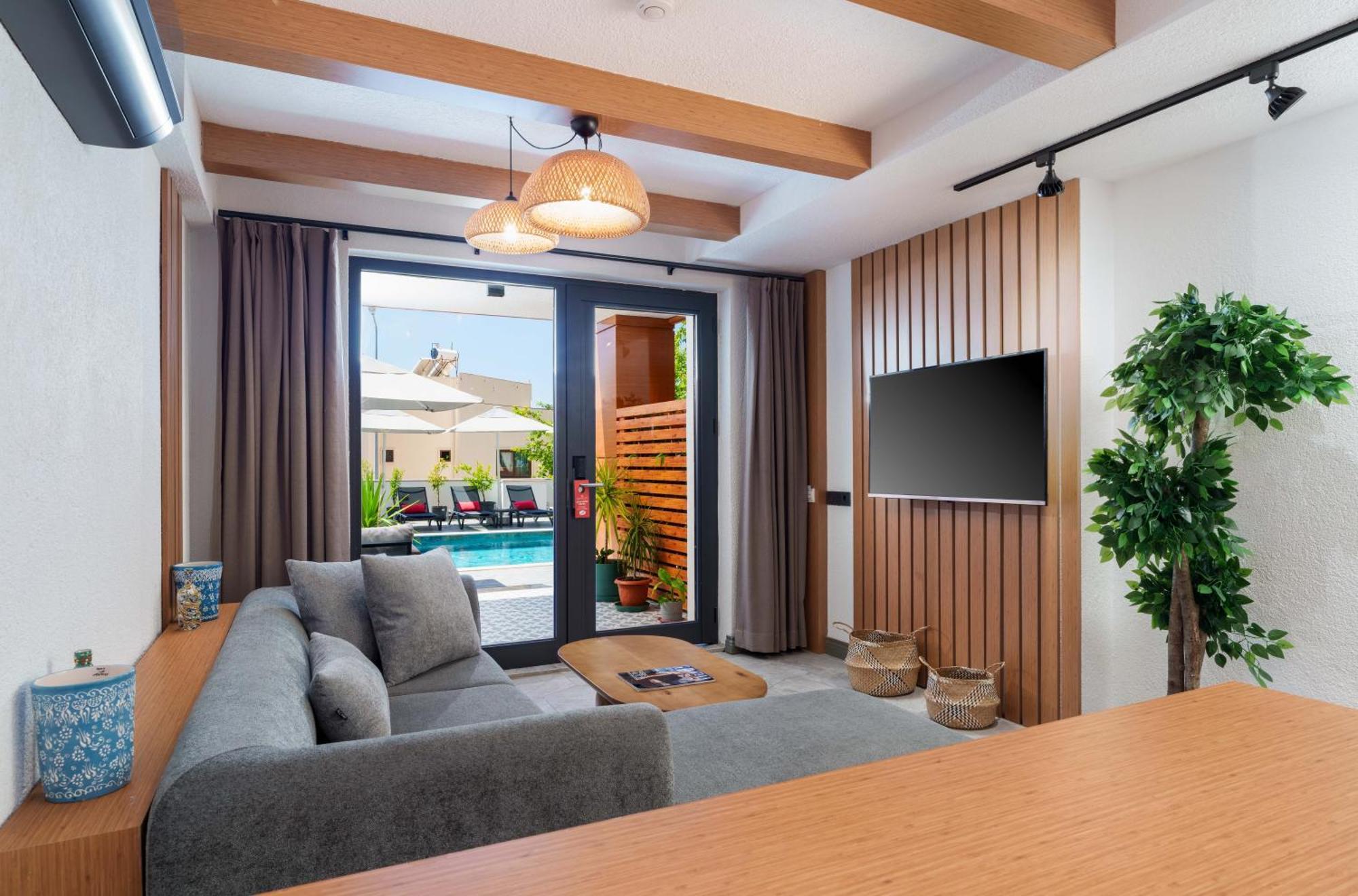 Lupia Suites Калкан Екстериор снимка